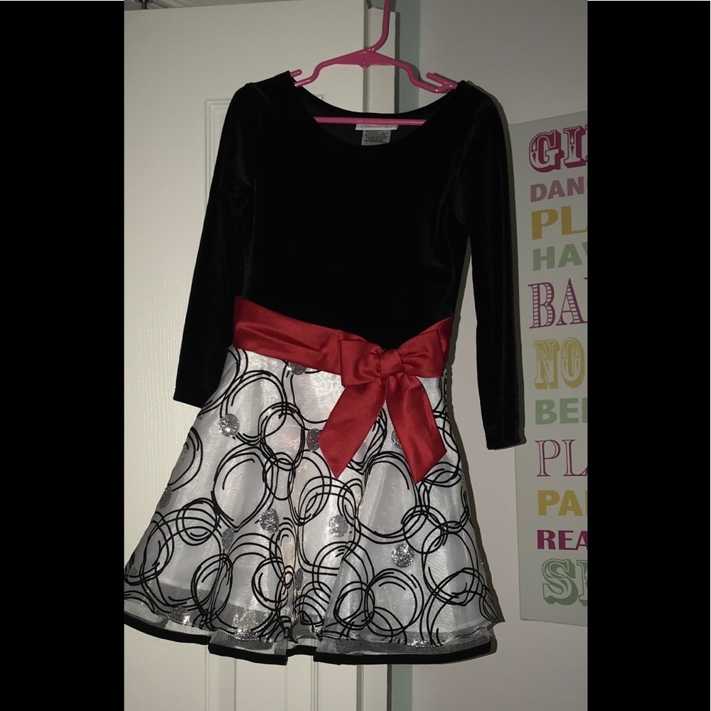 Girls dress